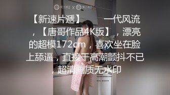 奶水充足的少妇逼逼会夹人，全程露脸激情上位坐插小哥哥，让小哥揉着奶草两下就射了，挤奶水