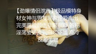 很漂亮的骚逼女友口爆做爱