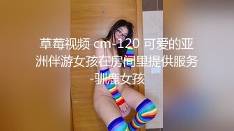 漂亮巨乳小姐姐 身材丰满皮肤白皙 在沙发被小哥抠穴各种输出 最后射了一身有点生气