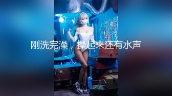 【新速片遞】 丰满熟女 ♈·桃子冰妈妈·♈：《小蓝与丈母娘——恋足篇》，妈妈在床上等你，你可以舔妈妈的阴户吗！ 