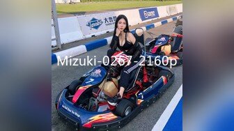 【新速片遞】  前任4 ❤️ 之影院激情，现在女孩都这么主动了吗，舌吻，坐骑，影院激情！