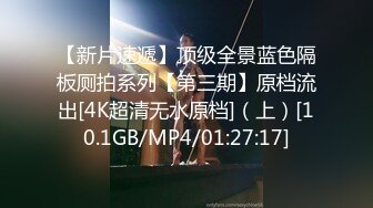 当年火爆全网的喂奶姐，精彩绝伦的3P，人性的肉欲展现无遗，bb特写，边舔奶边喝奶水，还有B艹，真他娘的爽！